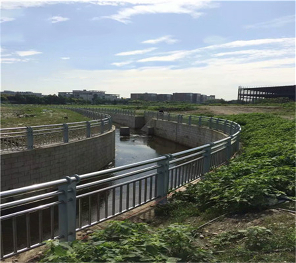郑州不锈钢复合管河道景观护栏